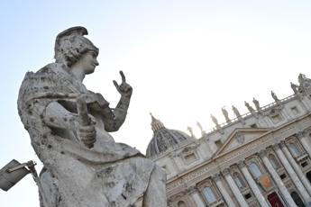 L'Angelus di Papa Francesco: seguite l'esempio di San Giuseppe
